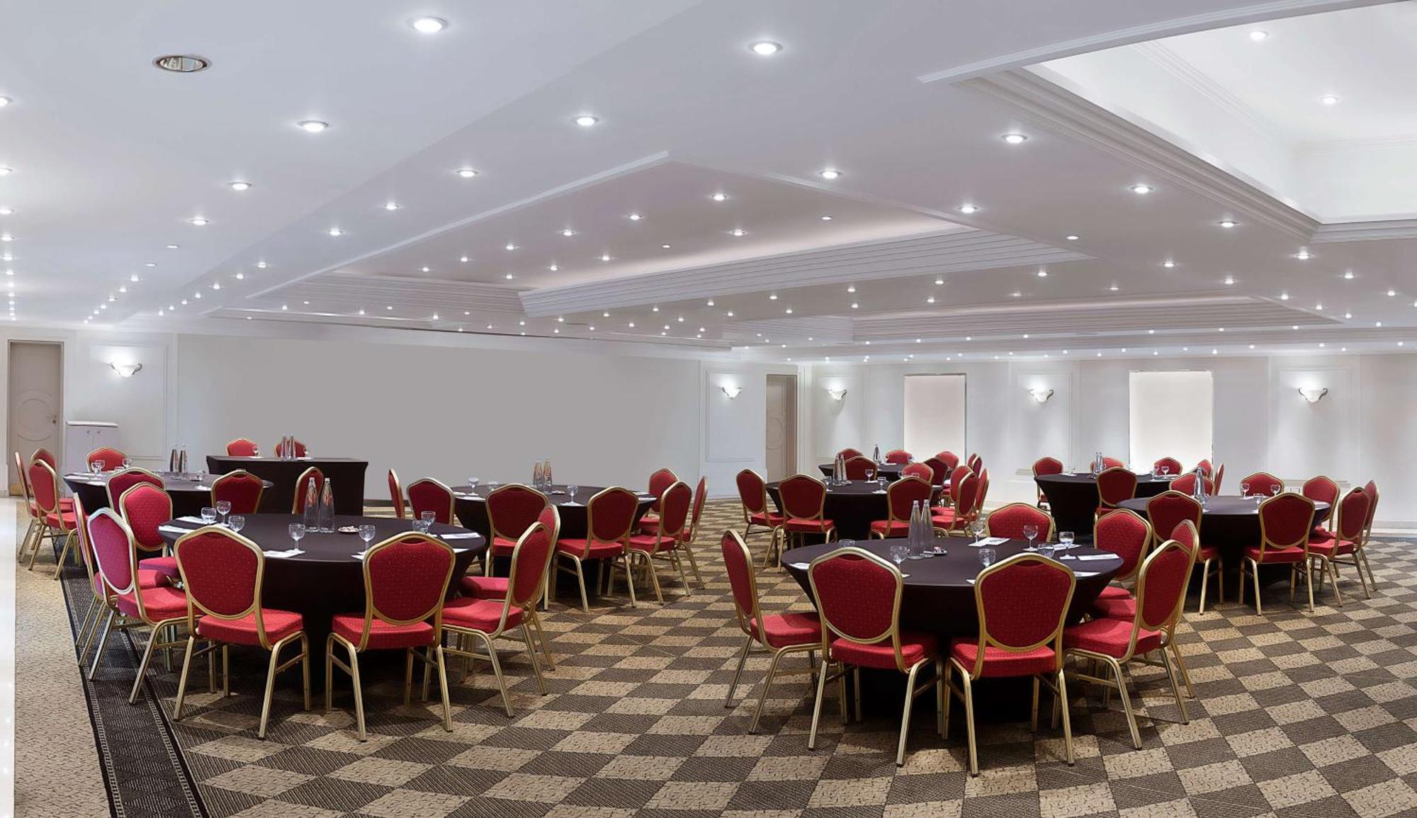 Hotel Radisson Blu Martinez Bejrút Exteriér fotografie The ballroom