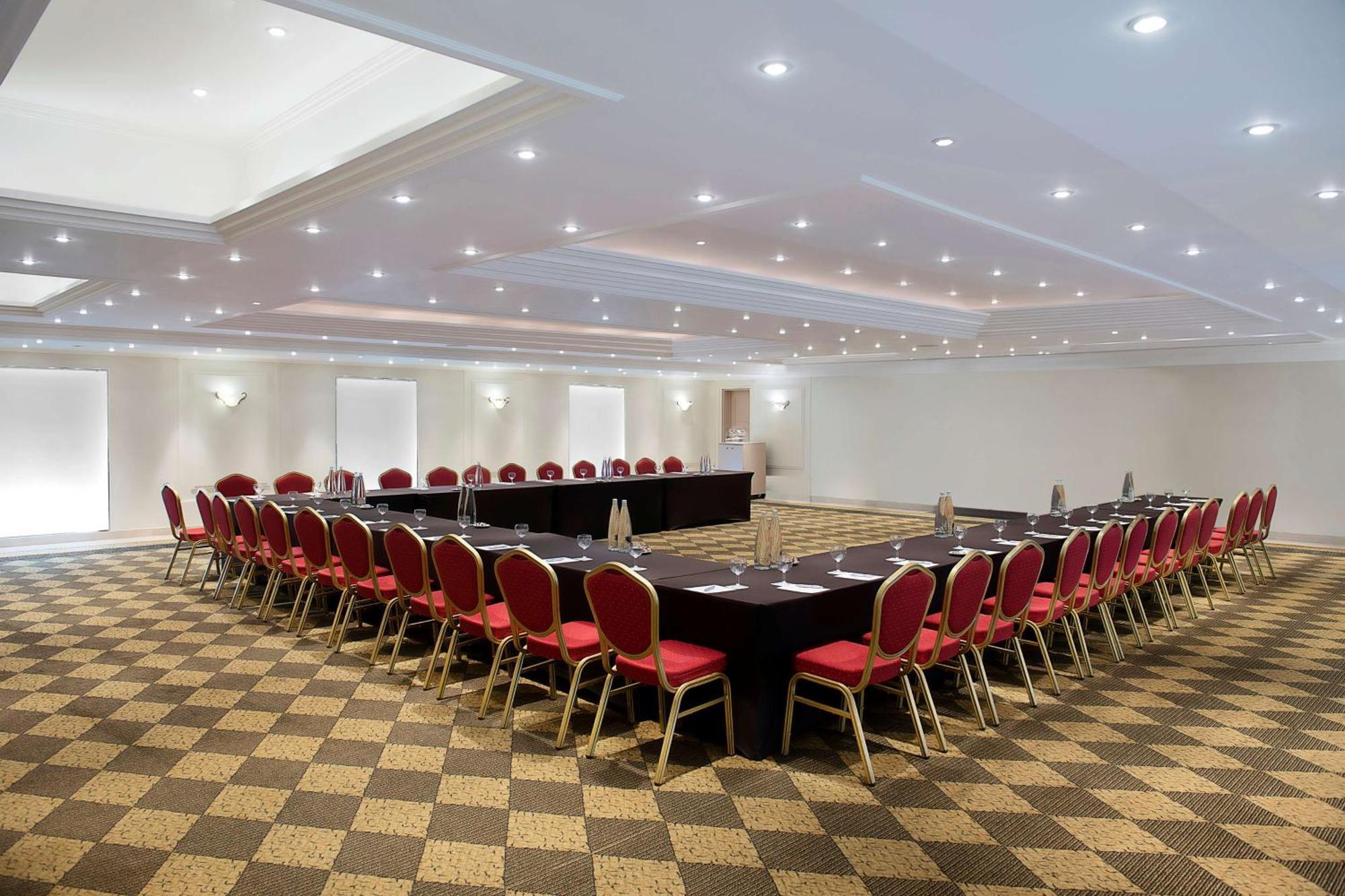 Hotel Radisson Blu Martinez Bejrút Exteriér fotografie Meeting room