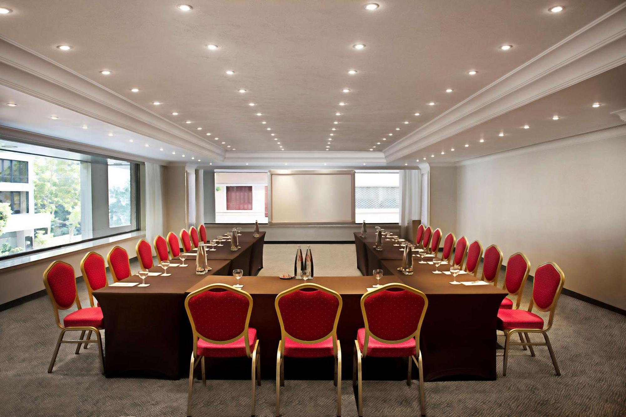 Hotel Radisson Blu Martinez Bejrút Exteriér fotografie Meeting room